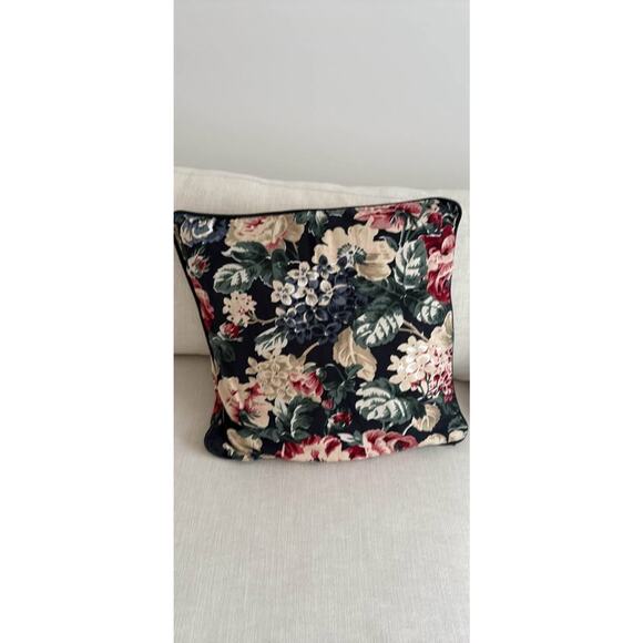 TWO Decorative & throw pillow, 2 types of covers included - Picture 1 of 5